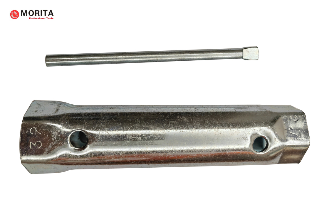 A chave inglesa da contraporca da torneira 24/27mm, 27/32mm e 46/50mm zinco-chapeou o parafuso de aço a contraporca de prata